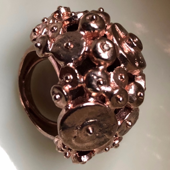 Oscar De La Renta Rose Gold Colored Statement Ring - Picture 8 of 8